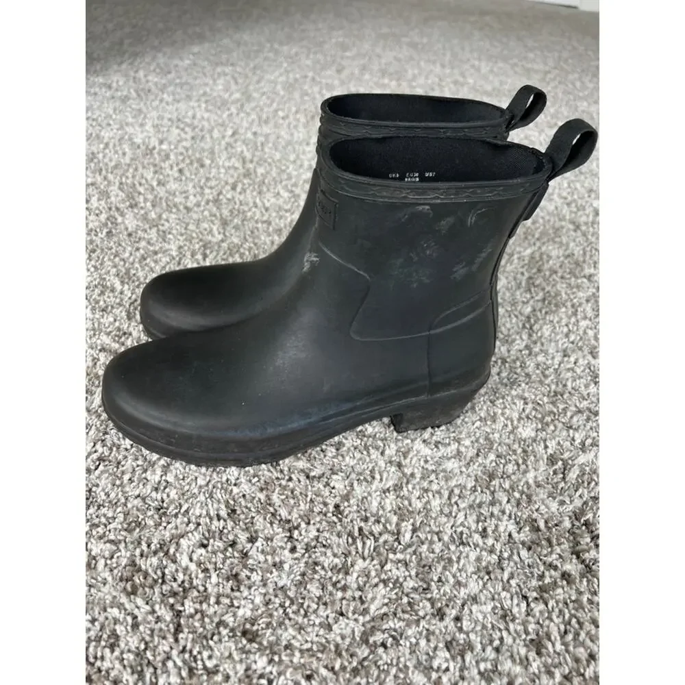 Hunter Women's Refined Black Ankle Biker Rain Boot Size 7